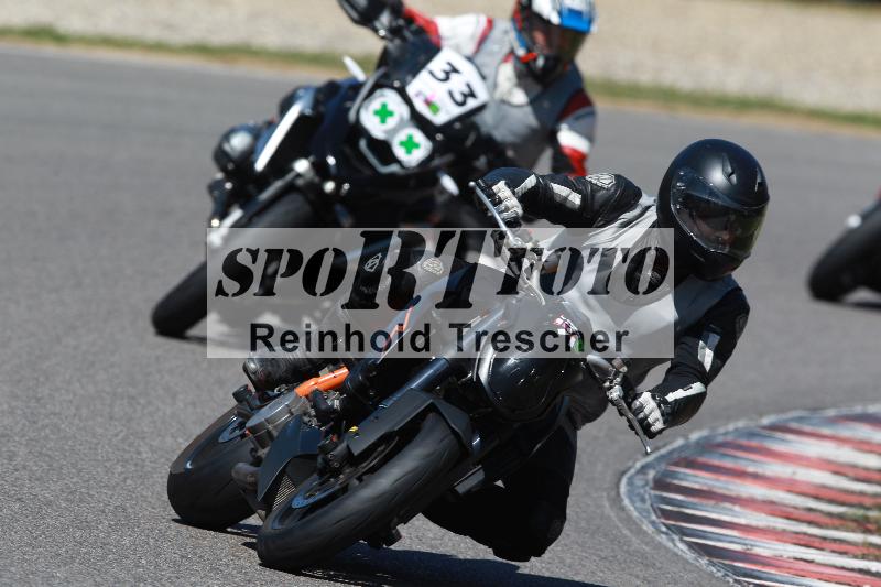 /Archiv-2022/07 16.04.2022 Speer Racing ADR/Instruktorengruppe/8